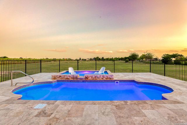7193 OLD TALLEY RD, San Antonio, TX 78253
