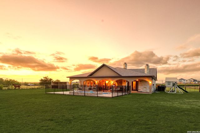 7193 OLD TALLEY RD, San Antonio, TX 78253