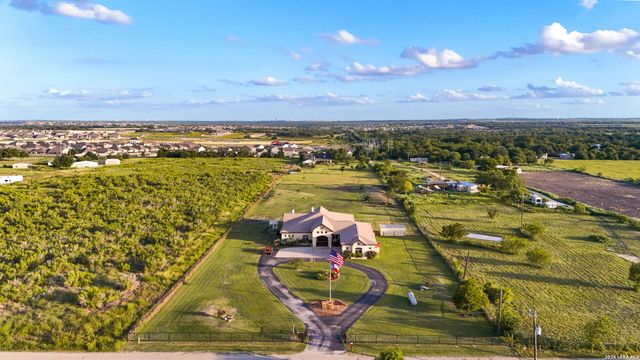 7193 OLD TALLEY RD, San Antonio, TX 78253