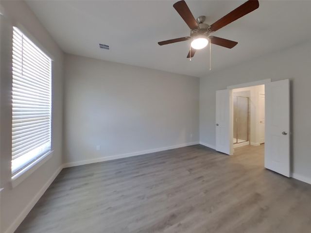 2422 Cohorn Trail, Richmond, TX 77469