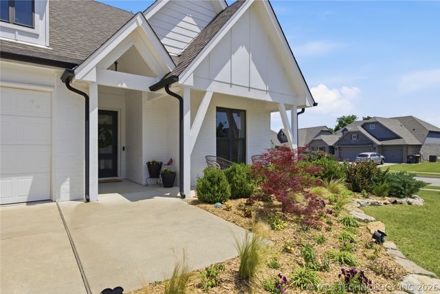 2601 W 115th Street S, Jenks, OK 74037