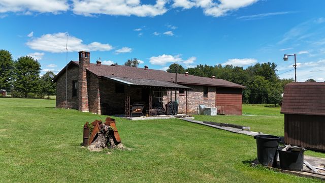 63 Sneed Rd, Mcminnville, TN 37110