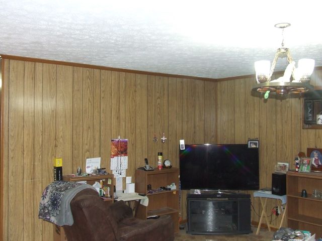 63 Sneed Rd, Mcminnville, TN 37110