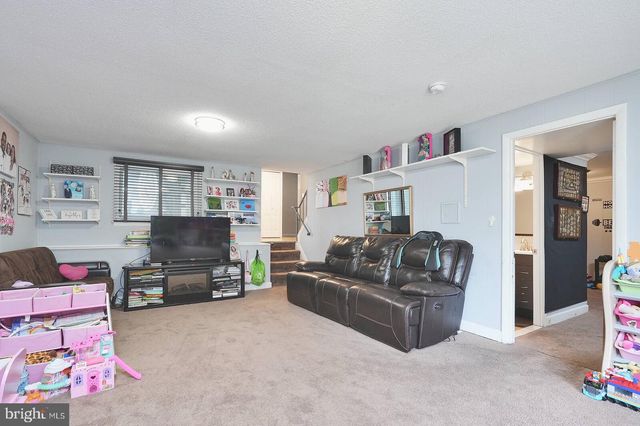 10617 GREEN MOUNTAIN CIR, Columbia, MD 21044