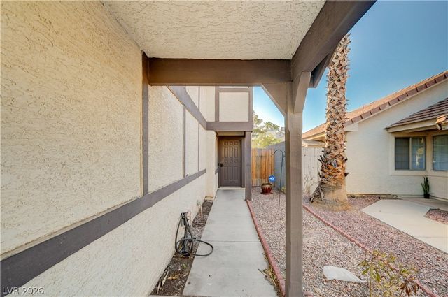 7141 Shadow Crest Drive, Las Vegas, NV 89119