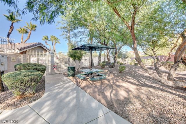 7141 Shadow Crest Drive, Las Vegas, NV 89119