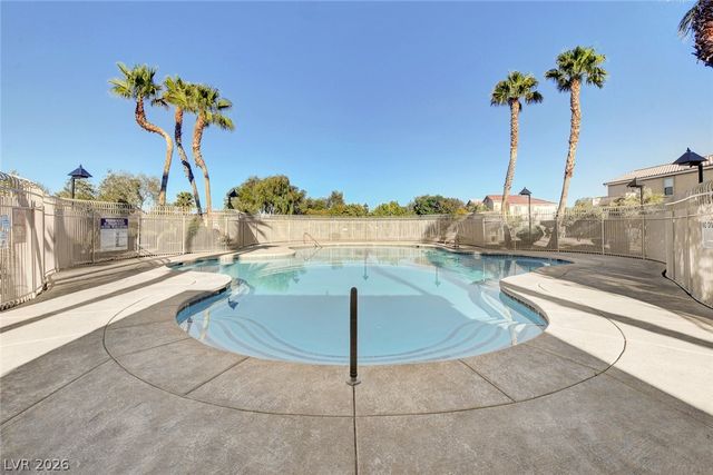7141 Shadow Crest Drive, Las Vegas, NV 89119
