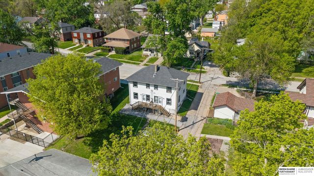 825-827 N 47th Street, Omaha, NE 68132