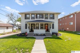 825-827 N 47th Street, Omaha, NE 68132