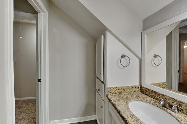 12127 Rocky Lake Drive, Houston, TX 77070