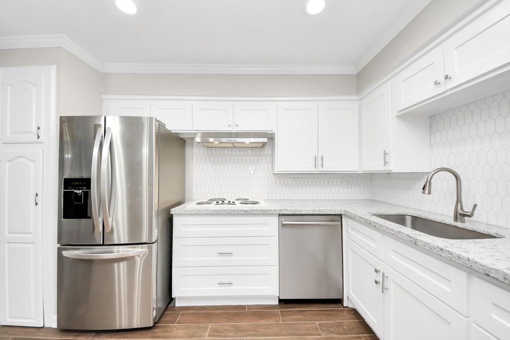 8234 Fondren Road 8234, Houston, TX 77074