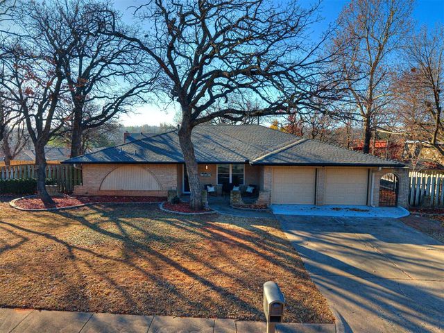 1300 Briarwood Drive, Edmond, OK 73034