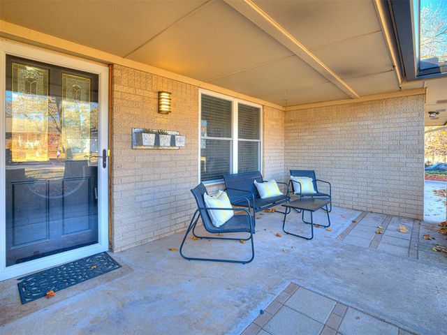 1300 Briarwood Drive, Edmond, OK 73034