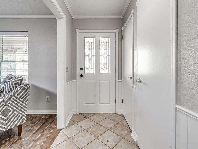 1300 Briarwood Drive, Edmond, OK 73034