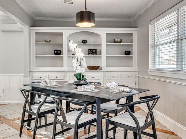 1300 Briarwood Drive, Edmond, OK 73034