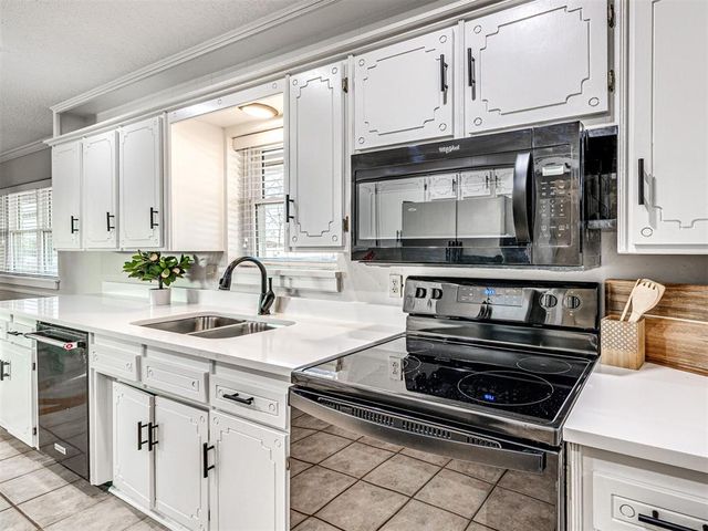 1300 Briarwood Drive, Edmond, OK 73034