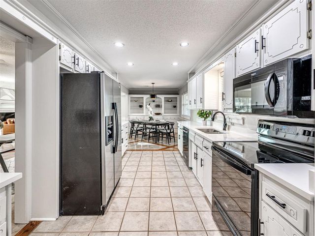 1300 Briarwood Drive, Edmond, OK 73034