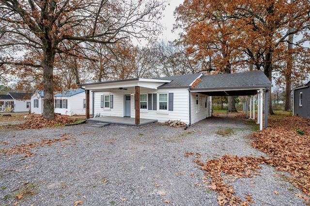 240 Hollywood Drive, Rossville, GA 30741