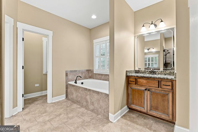 70 Double Creek Court, Senoia, GA 30276