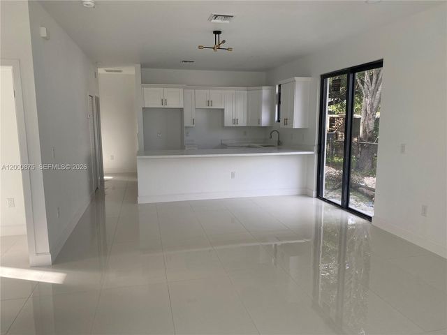 1851 Wilmington St, Opa-locka, FL 33054