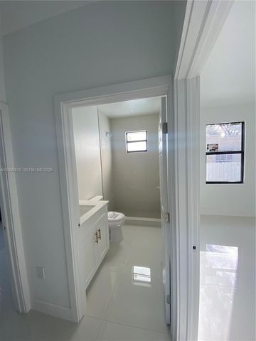 1851 Wilmington St, Opa-locka, FL 33054