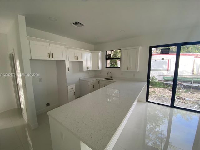 1851 Wilmington St, Opa-locka, FL 33054