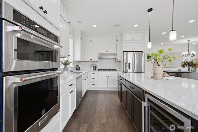 12507 79th Ave NE, Kirkland, WA 98034