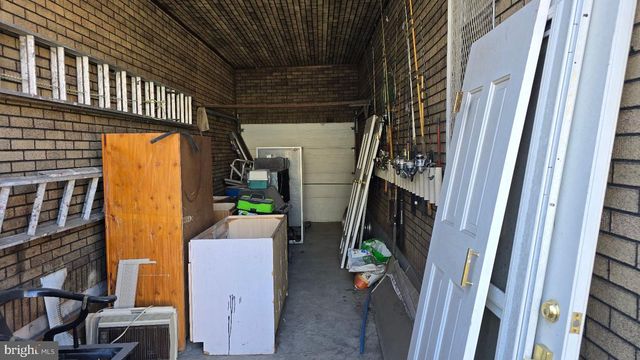 18 DAYMOND ST, Trenton, NJ 08611