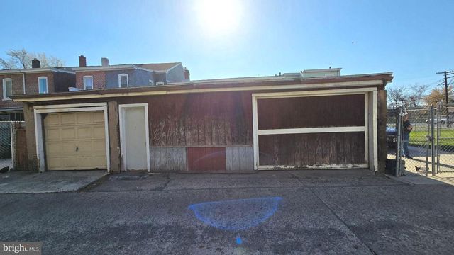 18 DAYMOND ST, Trenton, NJ 08611