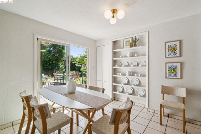 6120 N Arlington Blvd, San Pablo, CA 94806