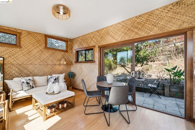 6120 N Arlington Blvd, San Pablo, CA 94806