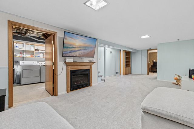 3834 Dennis Lane, White Bear Lake, MN 55110