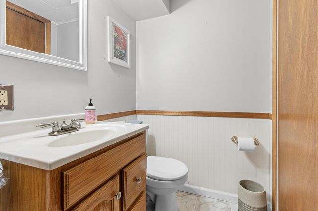 3834 Dennis Lane, White Bear Lake, MN 55110