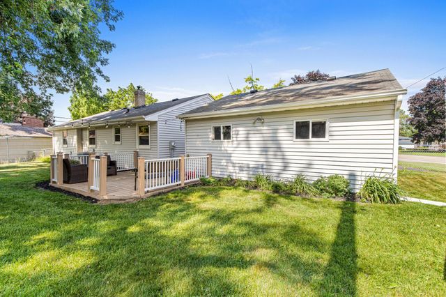 3834 Dennis Lane, White Bear Lake, MN 55110