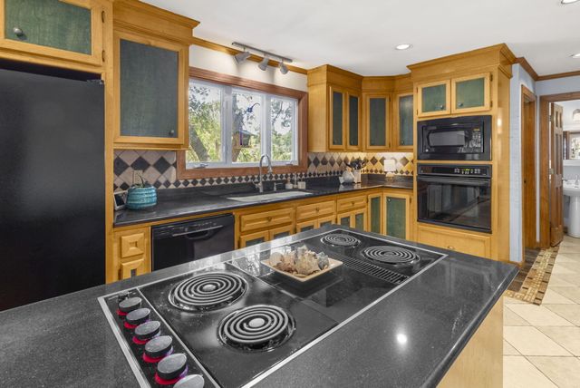 4 55th Avenue, Isle Of Palms, SC 29451