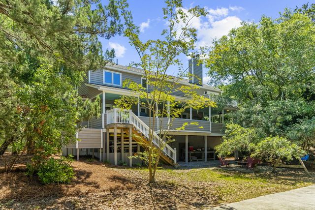 4 55th Avenue, Isle Of Palms, SC 29451