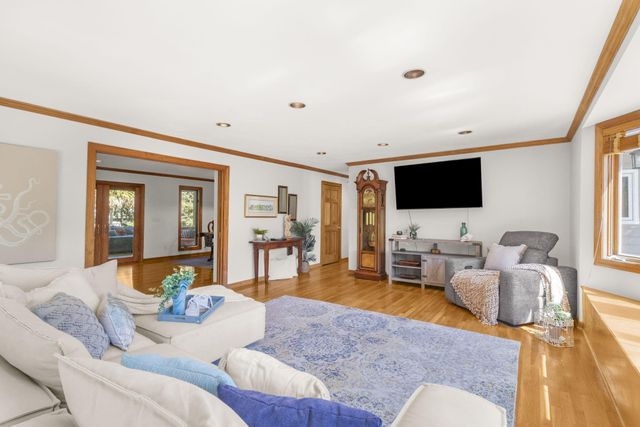 4 55th Avenue, Isle Of Palms, SC 29451