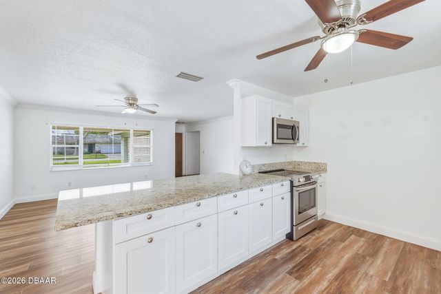 1217 Thomasina Drive, Port Orange, FL 32129