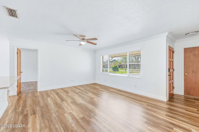 1217 Thomasina Drive, Port Orange, FL 32129