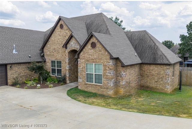 3623 Brighton Place, Greenwood, AR 72936