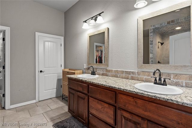 3623 Brighton Place, Greenwood, AR 72936