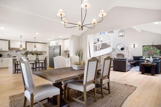 7 Corte De Canoncito, Cedar Crest, NM 87008