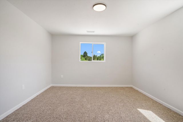 7 Corte De Canoncito, Cedar Crest, NM 87008