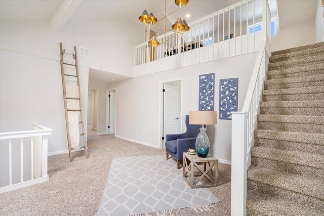 7 Corte De Canoncito, Cedar Crest, NM 87008