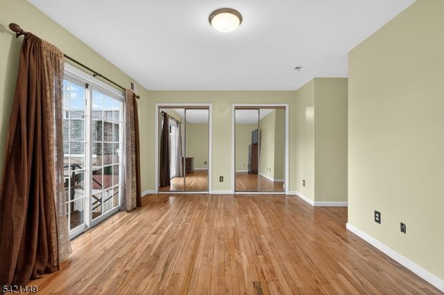 452 Marshall St, Elizabeth City, NJ 07206