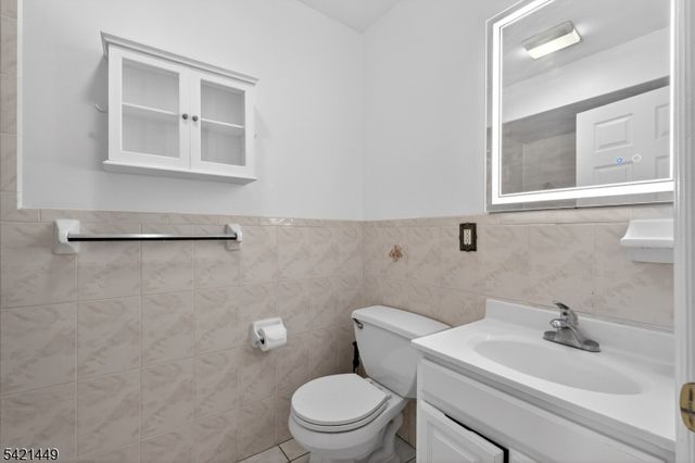 452 Marshall St, Elizabeth City, NJ 07206