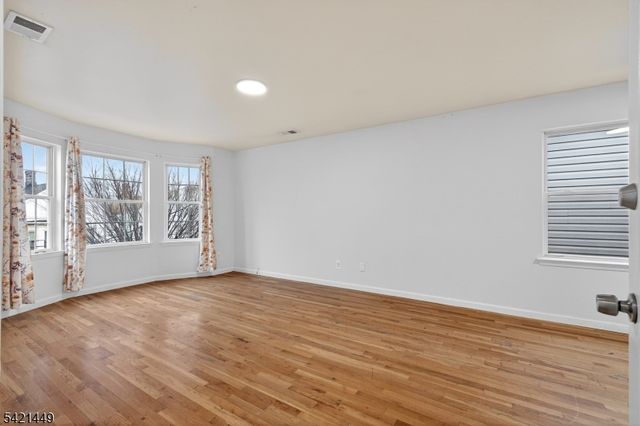 452 Marshall St, Elizabeth City, NJ 07206