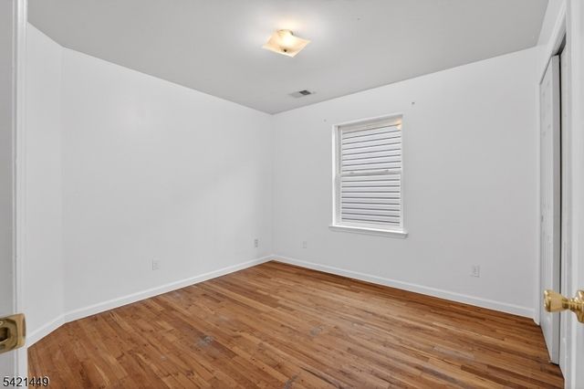 452 Marshall St, Elizabeth City, NJ 07206