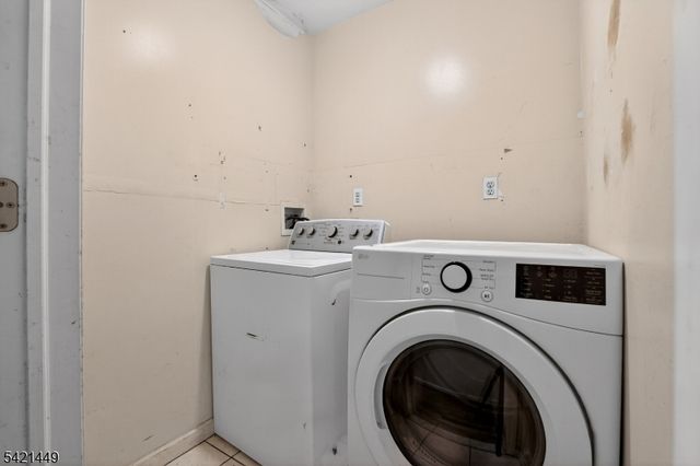 452 Marshall St, Elizabeth City, NJ 07206