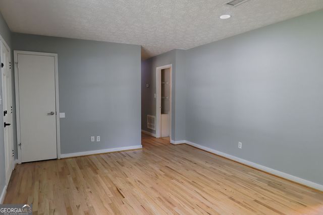 107 Village Way, Lawrenceville, GA 30046